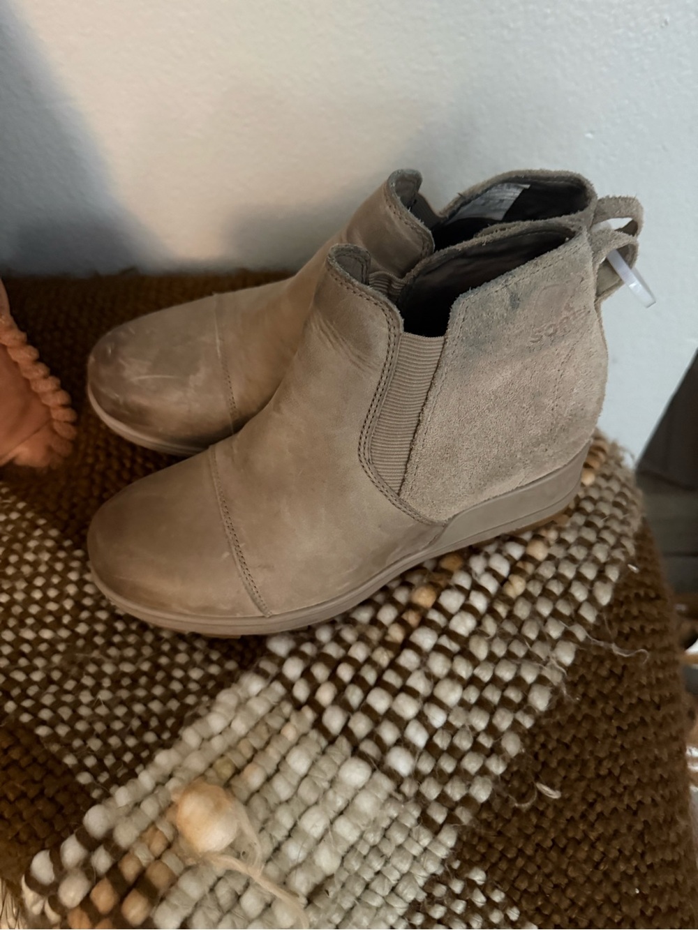 Sorel Women's Taupe Suede Chelsea Ankle Boots